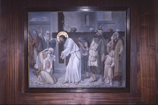 858060 Afbeelding van één van de door H. Poland geschilderde panelen van de Kruiswegstatie in de St.-Josephkerk ...